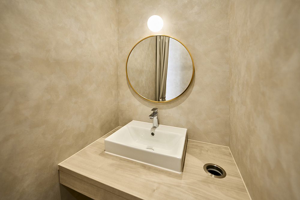 トイレ・パウダールーム：快適性とバリアフリー設計